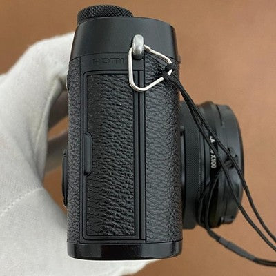 FUJIFILM X100F BLACK 24.3MP APS-C DIGITAL CAMERA HYBRID VIEWFINDER JAPAN