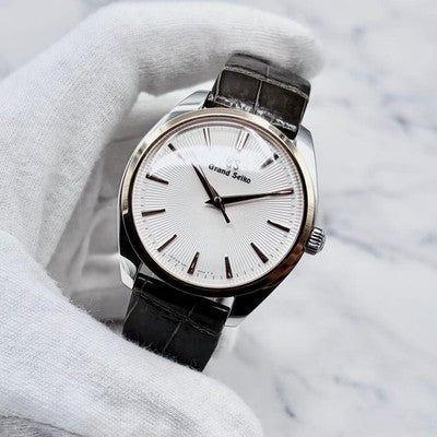 GRAND SEIKO SBGX344 MEN'S WRISTWATCH 18K GOLD BEZEL QUARTZ ROUND FACE