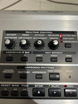 ROLAND FANTOM X6 SYNTHESIZER KEYBOARD 61 KEYS WORKING CLEAN CONDITION