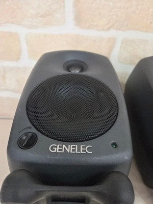 GENELEC 8020A BI-AMPLIFIED MONITORING SYSTEM SPEAKER PAIR WALL MOUNT
