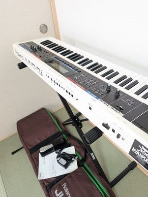 ROLAND JUNO-DI SYNTHESIZER KEYBOARD 61-KEY W/ STAND ADAPTER MANUAL FROM JAPAN