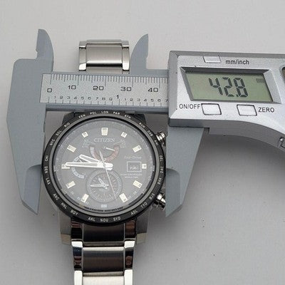CITIZEN ATTESA H820-S103959 ECO DRIVE RADIO CONTROLLED WORLD TIME WATCH USED