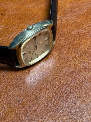 SEIKO GRAND QUARTZ SQUARE WATCH FROM THE 1970S VINTAGE MEN'S WRISTWATCH AS IS