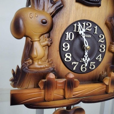 CITIZEN SNOOPY CUCKOO CLOCK WOODEN HAND-CARVED FUNCTIONAL VINTAGE RARE