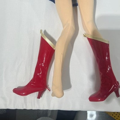 VOLKS DOLLFIE DREAM SISTER DDS SAILOR MOON TSUKINO USAGI DOLL FIGURE W/BOX USED
