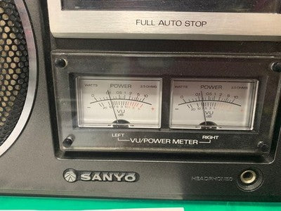 SANYO MR-9600 REFURBISHED VINTAGE BOOMBOX CASSETTE RADIO SHOWA RETRO RARE