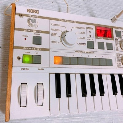 KORG MICROKORG S MK-1S SYNTHESIZER VOCODER W/MIC CABLE AC ADAPTER TESTED JAPAN