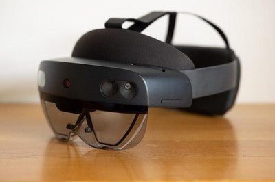 MICROSOFT HOLOLENS 2 SMART GLASSES VR HEADSET DEVICE FROM JPN WITH BOX