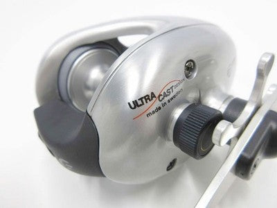 ABU AMBASSADOR S3000C BAITCASTING REEL ABU GARCIA SWEDEN MADE SILVER MINT