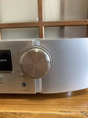 MARANTZ NR1501 AV SURROUND RECEIVER HDMI SILVER FOR PARTS OR NOT WORKING