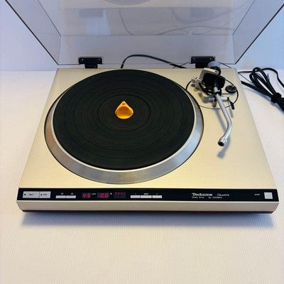 TECHNICS SL-1500MK2 DIRECT DRIVE TURNTABLE QUARTZ LOCK -FOR PARTS OR NOT WORKING