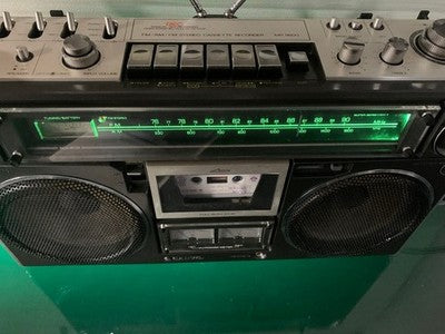 SANYO MR-9600 REFURBISHED VINTAGE BOOMBOX CASSETTE RADIO SHOWA RETRO RARE