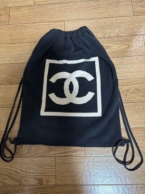 CHANEL VINTAGE KNIT BACKPACK LARGE LOGO RARE DESIGN EXCELLENT CONDITION BAG