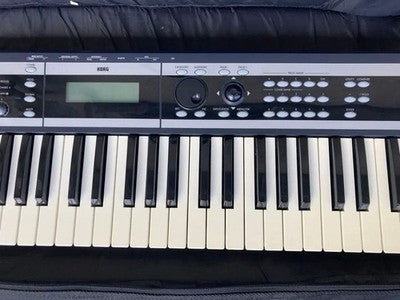 KORG X50 MUSIC SYNTHESIZER 61-KEY TESTED W/ SOFT CASE AC ADAPTER FROM JAPAN