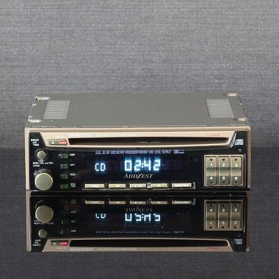 CLARION DRX9255EXL CD DECK AM/FM TUNER ADDZEST DUAL 20 BIT DAC DC14.4V