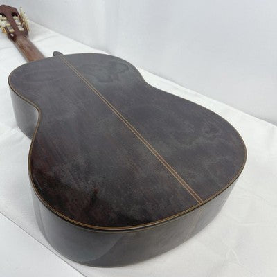 YAMAHA GC-30 GRAND CONCERT CLASSICAL GUITAR - W/ HARD CASE EXCELLENT++++
