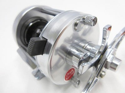 ABU AMBASSADOR 2500C 70017/46 BAITCASTING REEL JAPAN MADE SILVER ABU GARCIA