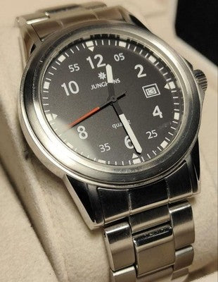 JUNGHANS MEN'S WRISTWATCH ROUND FACE GERMAN MADE QUARTZ EXCELLENT+++++