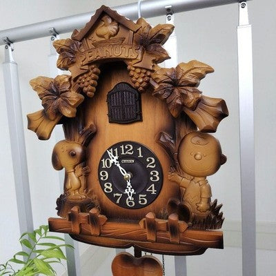 CITIZEN SNOOPY CUCKOO CLOCK WOODEN HAND-CARVED FUNCTIONAL VINTAGE RARE