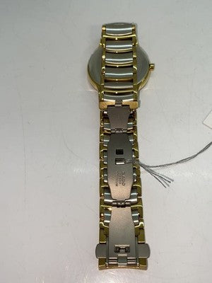 RADO CENTRIX R30931103 QUARTZ SILVER DIAL STAINLESS STEEL ANALOG MEN'S WATCH