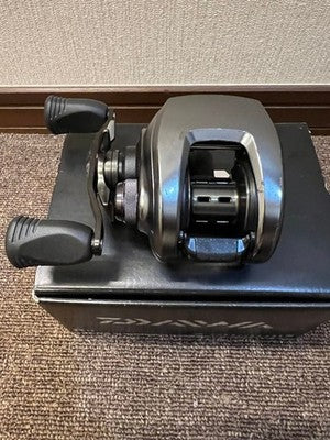 DAIWA Z 2020HL LEFT HAND BAITCASTING REEL MAGFORCE 3D 6.4 GEAR 265G USED