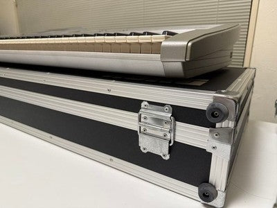 KORG TRINITY PRO 76-KEY SYNTHESIZER W/ CASE PBS OPTION FDD WORKING FROM JAPAN