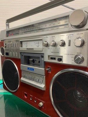 HITACHI TRK-8600RM RED PADISCO FM AM RADIO CASSETTE RECORDER WORKING GOOD USED
