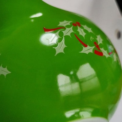 PYREX CHRISTMAS HOLLY CINDERELLA BOWL GREEN MERRY CHRISTMAS HAPPY NEW YEAR