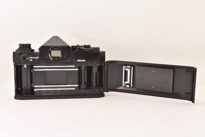 CANON F-1 BODY (EARLY MODEL) FILM SLR CAMERA FOR PARTS NOT WORKING