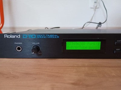 ROLAND D-110 PG-10 SYNTHESIZER MODULE + PROGRAMMER LA SOUND SOURCE JAPAN USED