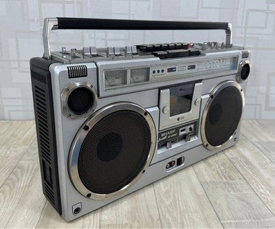 SHARP GF-305ST VINTAGE BOOMBOX RADIO CASSETTE PLAYER 2-WAY 4 SPEAKER WORKING