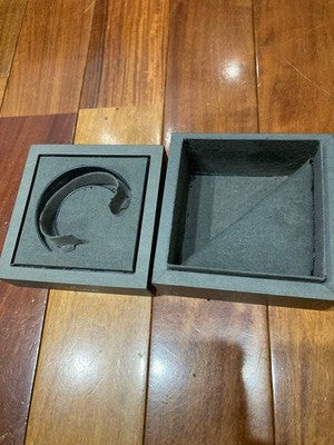 JUNGHANS MEGA 1000 RADIO CONTROLLED WATCH MEN'S TITANIUM BRACELET W/BOX & MANUAL