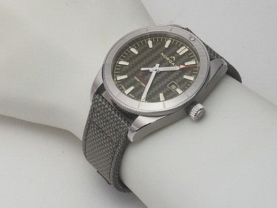 NORQAIN N1000S01A/K101/10KC.20S ADVENTURE SPORTS KHAKI GREEN WRISTWATCH USED