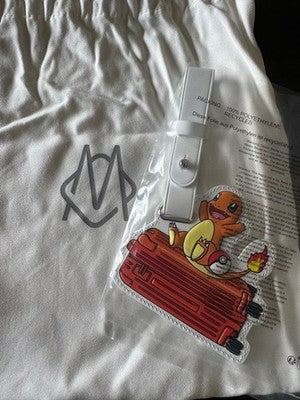 RIMOWA POKEMON CHARMANDER LEATHER LUGGAGE TAG WHITE SUITCASE CHARM JAPAN NEW