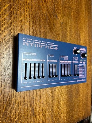 DREADBOX NYMPHES ANALOG POLYPHONIC SYNTHESIZER 6 VOICE EXCELLENT CONDITION