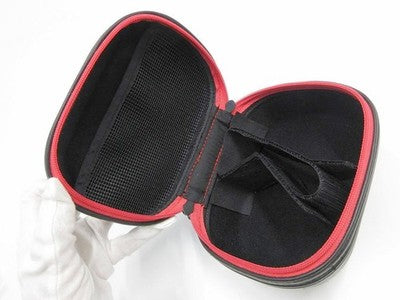 KURODAI KOBO REEL CASE 12 CM IN HEIGHT, 15 CM IN WIDTH, AND 7 CM IN DEPTH.