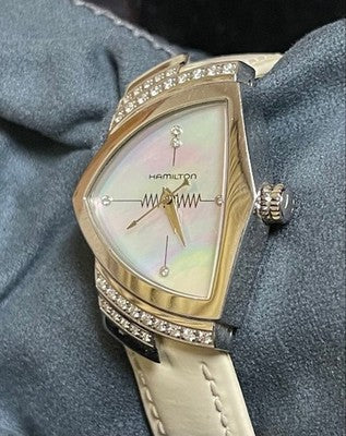 HAMILTON VENTURA QUARTZ H242610 ASYMMETRIC DIAMOND SS CASE BLACK LEATHER USED