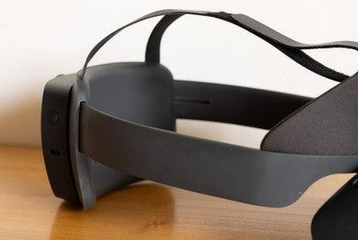 MICROSOFT HOLOLENS 2 SMART GLASSES VR HEADSET DEVICE FROM JPN WITH BOX