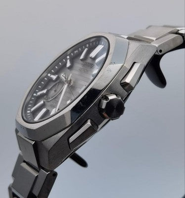SEIKO ASTRON SBXD017, LIMITED EDITION OF 1,500, SOLAR RADIO CONTROLLED TITANIUM