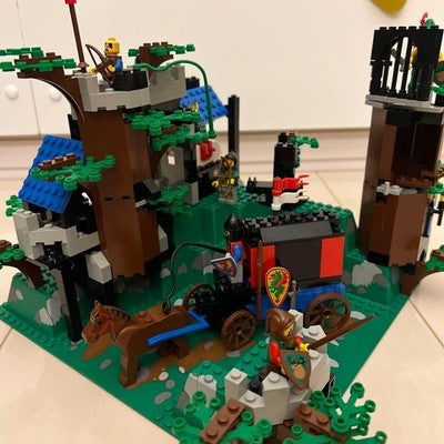 LEGO 6079 ELKWOOD FORTRESS OLD FORESTMAN SET - INCOMPLETE, NO BOX/INSTRUCTIONS