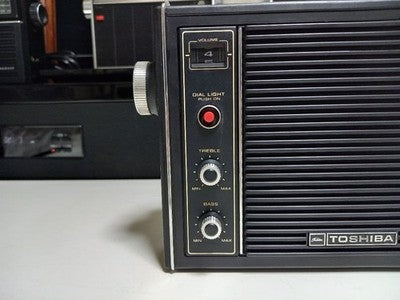 TOSHIBA RP-750FT 3-BAND VINTAGE RADIO JAPAN MADE EXCELLENT+++++