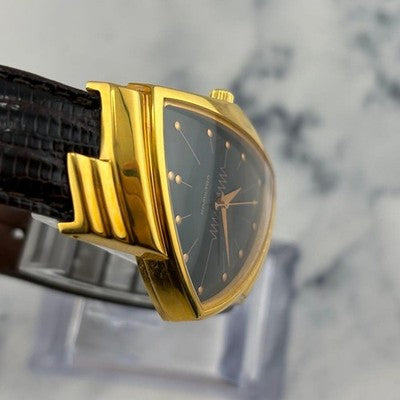 HAMILTON VENTURA 6252 QUARTZ BLACK DIAL MEN'S WATCH W/ BOX - APPROX. 19.5CM