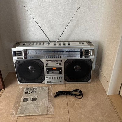 DIATONE JR-711 VINTAGE BOOMBOX RADIO CASSETTE PLAYER WITH MANUAL JAPAN
