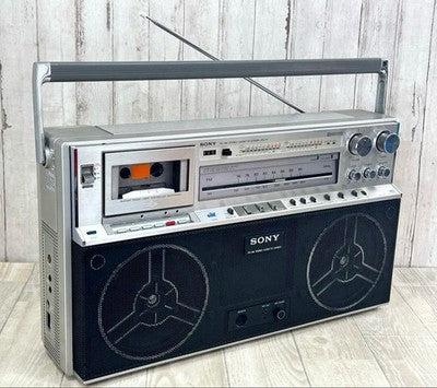 SONY CFS-F5 RADIO CASSETTE PLAYER XYZ SERIES RARE SHOWA RETRO VINTAGE TESTED