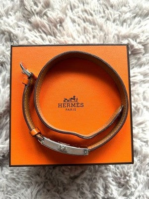 HERMES KELLY II DOUBLE TOUR KT1.210 ORANGE LEATHER WOMEN'S WATCH SILVER HARDWARE