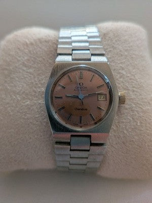 OMEGA GENEVE AUTOMATIC PINK GOLD DIAL DATE RARE DIAL LADIES WATCH VINTAGE