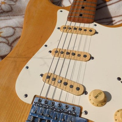 YAMAHA SR500S STRATOCASTER TYPE ELECTRIC GUITAR ROCK  FROM JAPAN