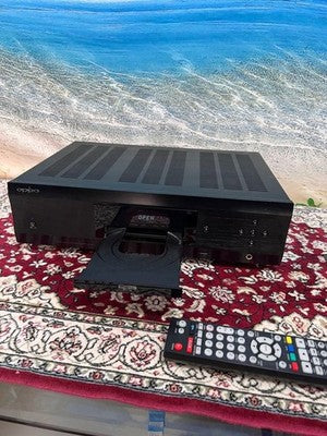 OPPO UDP-205 4K ULTRA HD BLU-RAY PLAYER HIGH END UNIVERSAL DISC PLAYER USED