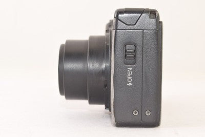 RICOH GR DIGITAL II COMPACT DIGITAL CAMERA LARGE MONITOR FOR PARTS NOT WORKING