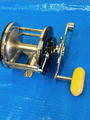 PENN LONGBACH65 DOUBLE-AXIS REEL GEAR RATIO: 1:2.5 BIG GAME FISHING MADE IN USA